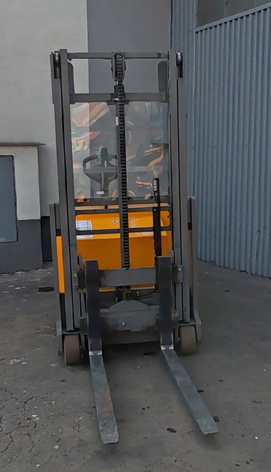 Jungheinrich EJG112 batt2024/ 2019y/ 12478mh/ 2.5m/ tilt - Máy xếp chồng: hình 2 Jungheinrich EJG112 batt2024/ 2019y/ 12478mh/ 2.5m/ tilt - Máy xếp chồng: hình 2