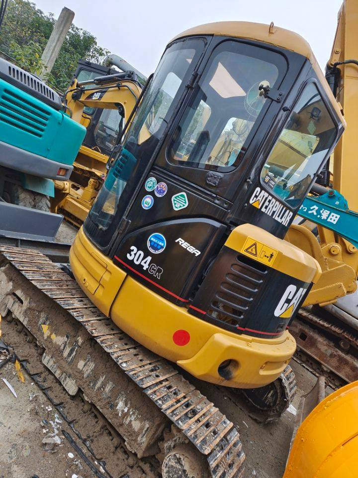 CAT 304 C - Máy xúc mini: hình 1 CAT 304 C - Máy xúc mini: hình 1