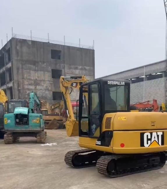 CAT 306D - Máy xúc bánh xích: hình 4 CAT 306D - Máy xúc bánh xích: hình 4