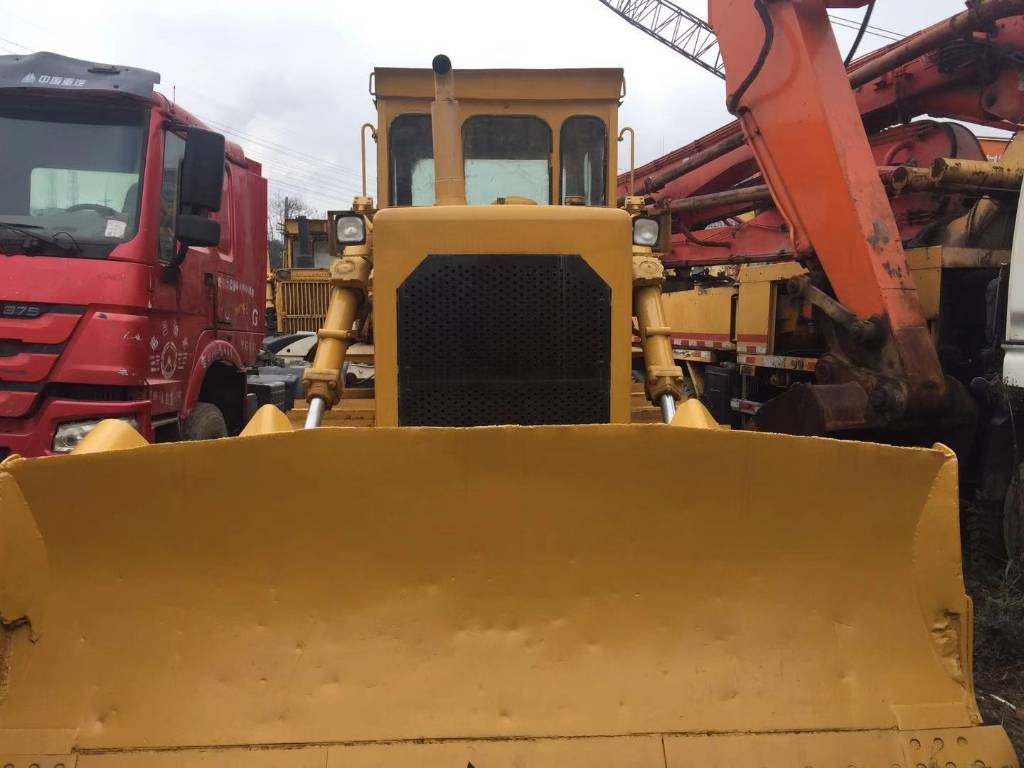 CAT D8K - Máy ủi: hình 1 CAT D8K - Máy ủi: hình 1