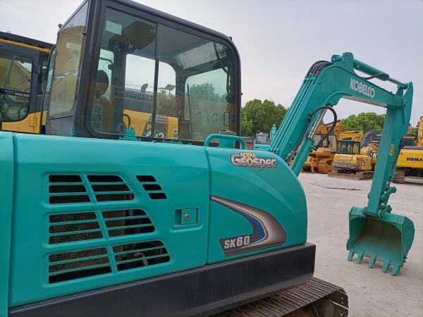 Kobelco SK60 - Máy xúc mini: hình 2 Kobelco SK60 - Máy xúc mini: hình 2