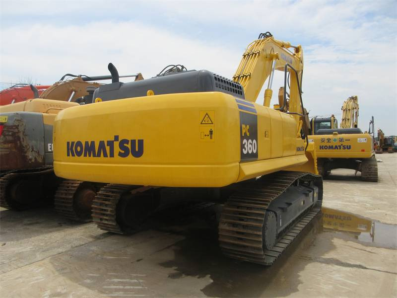 Komatsu PC360 - Máy xúc bánh xích: hình 1 Komatsu PC360 - Máy xúc bánh xích: hình 1