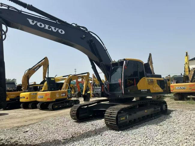 VOLVO EC300 - Máy xúc bánh xích: hình 3 VOLVO EC300 - Máy xúc bánh xích: hình 3