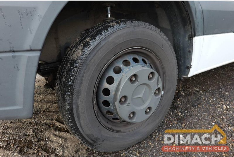 Xe van chở hàng Mercedes-Benz Sprinter 513 L2H2, automatic: hình 10