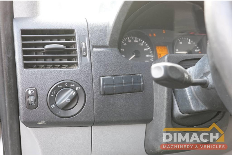 Xe van chở hàng Mercedes-Benz Sprinter 513 L2H2, automatic: hình 17