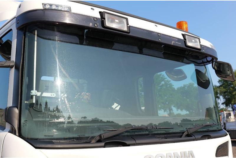 Scania P 230 Euro 5 6x2*4 TOP!! Retarder right hand steer - Xe tải khung gầm: hình 5 Scania P 230 Euro 5 6x2*4 TOP!! Retarder right hand steer - Xe tải khung gầm: hình 5