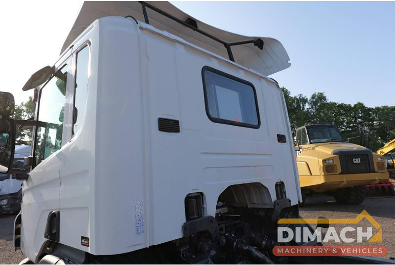 Xe tải khung gầm Scania P230 P 230 Euro 5 6x2*4 TOP!! Retarder right hand steer: hình 19