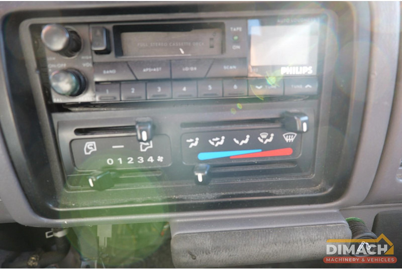 Xe tải nhỏ Nissan Cabstar E Sky high autohoogwerker 12meter elektrisch bedienbaar. manbak capaciteit 215kilo: hình 16