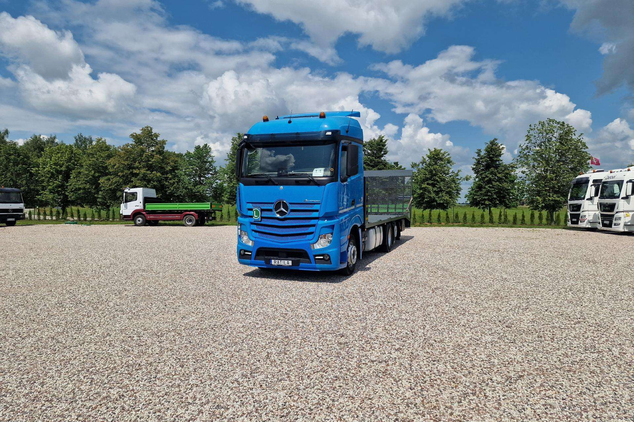 Cho thuê  Mercedes-Benz Actros 25.43 Mercedes-Benz Actros 25.43: hình 8