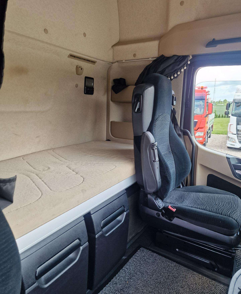 Cho thuê  Mercedes-Benz Actros 25.43 Mercedes-Benz Actros 25.43: hình 13