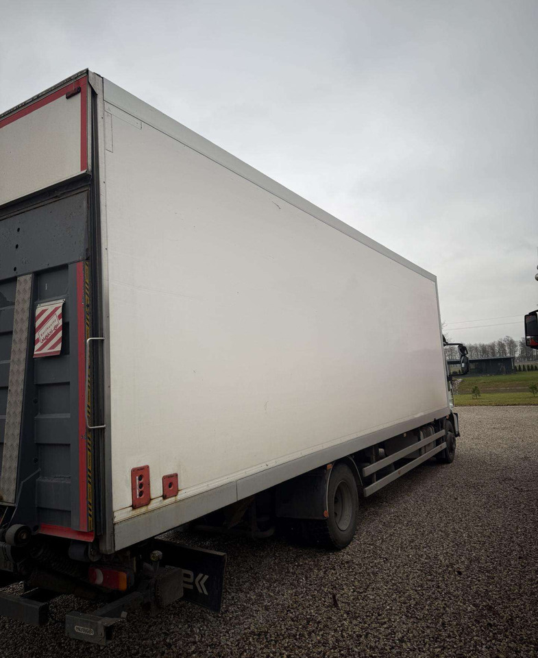 Volvo Kėbulas - Xe tải hộp: hình 4 Volvo Kėbulas - Xe tải hộp: hình 4