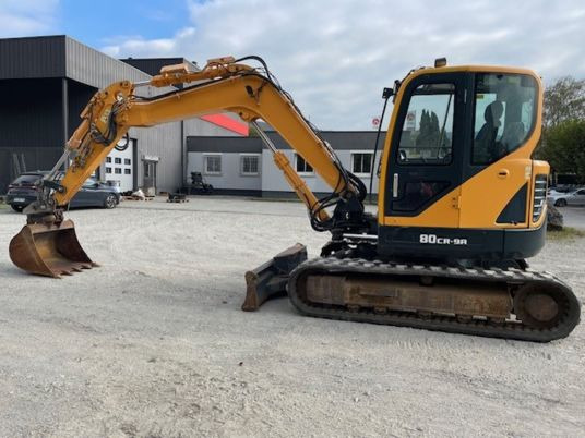 Hyundai R80 -9A - Máy xúc bánh xích: hình 2 Hyundai R80 -9A - Máy xúc bánh xích: hình 2