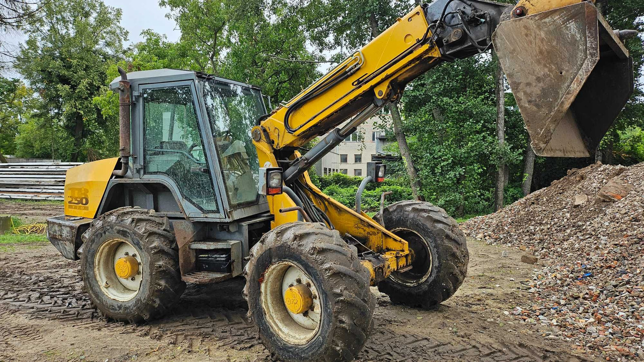 Ładowarka teleskopowa MATBRO TR250-110 Powershift jcb - Máy xúc lật bánh lốp kính thiên văn: hình 4 Ładowarka teleskopowa MATBRO TR250-110 Powershift jcb - Máy xúc lật bánh lốp kính thiên văn: hình 4