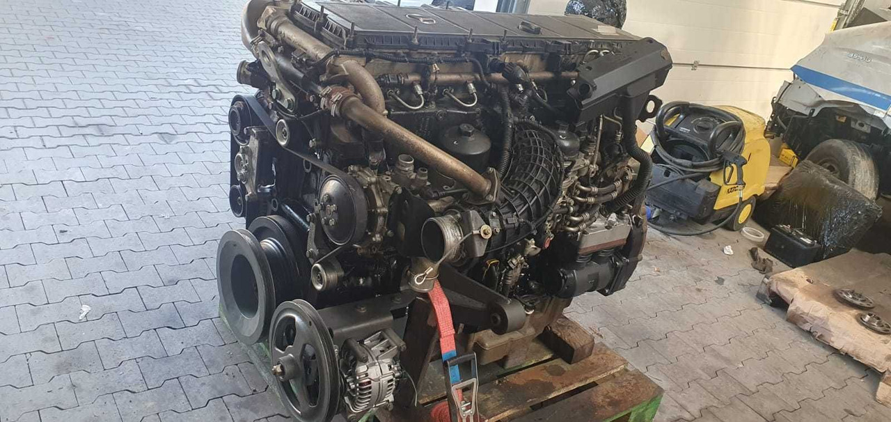 Silnik Mercedes OM473 Class Setra Jaguar MTU e6 mp4 - Động cơ: hình 3 Silnik Mercedes OM473 Class Setra Jaguar MTU e6 mp4 - Động cơ: hình 3