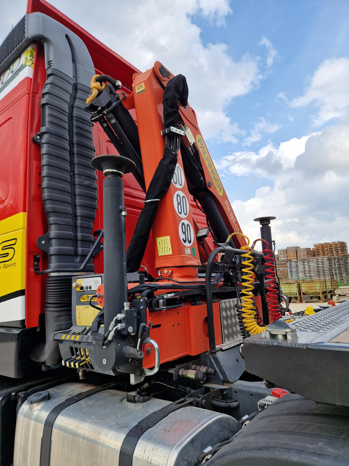 VOLVO FH420 - Xe đầu kéo: hình 2 VOLVO FH420 - Xe đầu kéo: hình 2