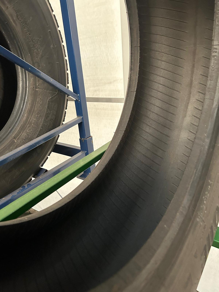 MICHELIN - Lốp cho Rơ moóc: hình 5 MICHELIN - Lốp cho Rơ moóc: hình 5