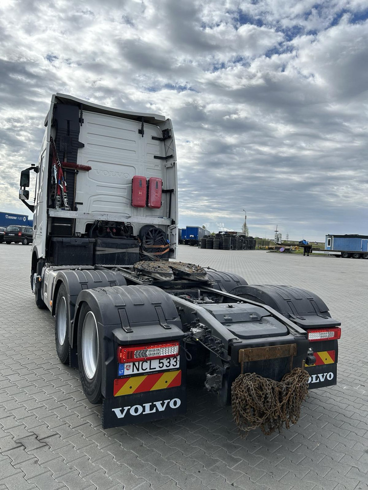 VOLVO FH D13 - Xe đầu kéo: hình 5 VOLVO FH D13 - Xe đầu kéo: hình 5