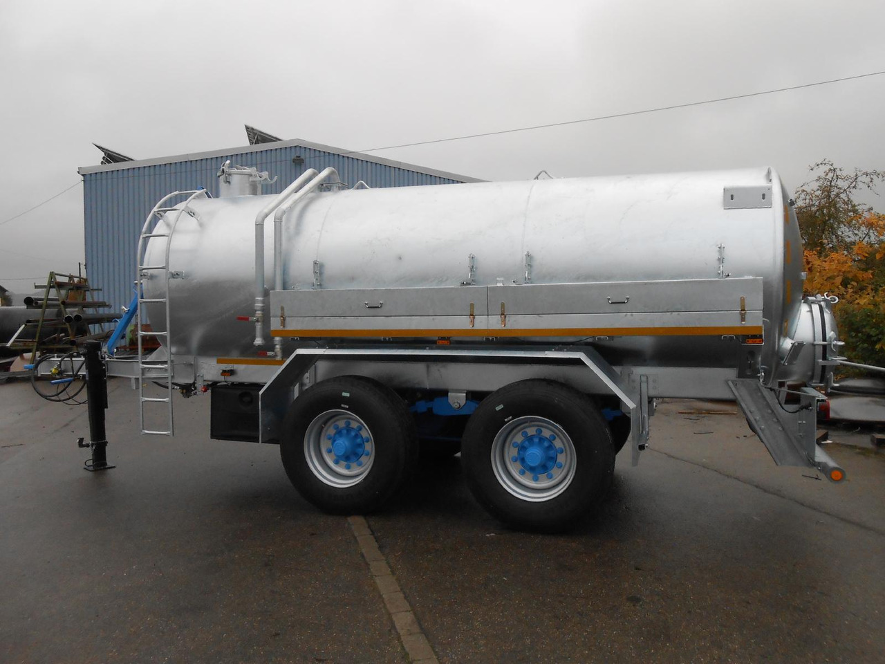 M-Vac 12000l / Wasserfass M-Vac 12000l (12m³) Wasserfass / Wassertank mit 80 km/h Zulassung - Rơ moóc bồn: hình 3 M-Vac 12000l / Wasserfass M-Vac 12000l (12m³) Wasserfass / Wassertank mit 80 km/h Zulassung - Rơ moóc bồn: hình 3