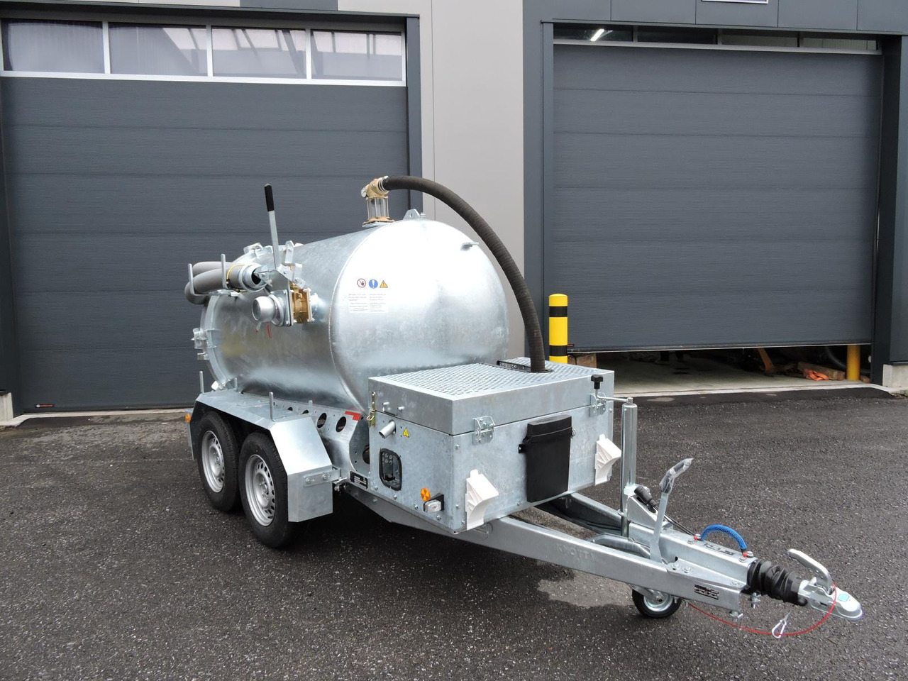 M-Vac 2000 Vacuum system specialized for drilling mud / vacuum container 2000l - Giàn khoan: hình 5 M-Vac 2000 Vacuum system specialized for drilling mud / vacuum container 2000l - Giàn khoan: hình 5