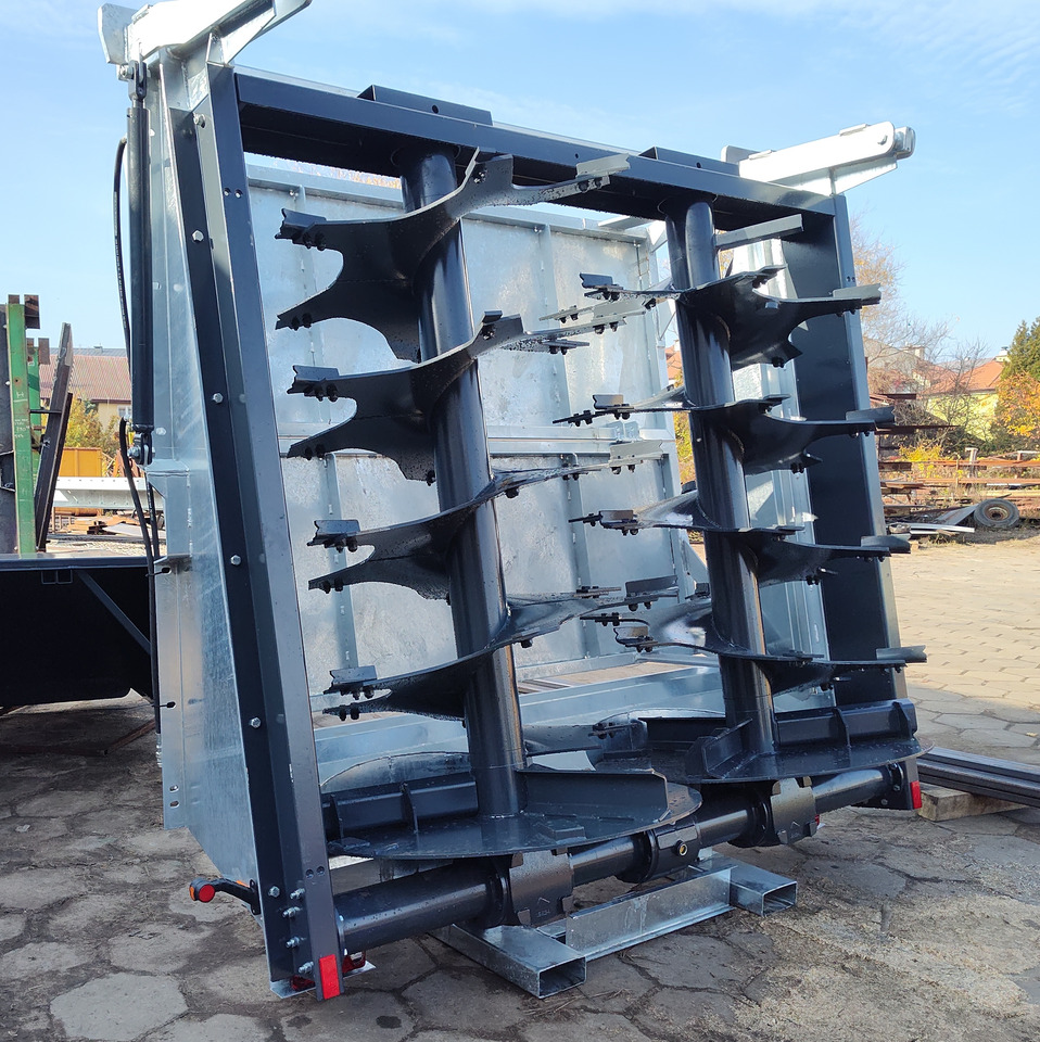 Máy rải phân chuồng mới Auto-Agro Mistreuer / Manure spreader / Epandeur à fumier / Rimorchio spandiconcime / Abonadora / Разбрасыватель органических удобрений / Rozrzutnik obornika Tandem N268: hình 30