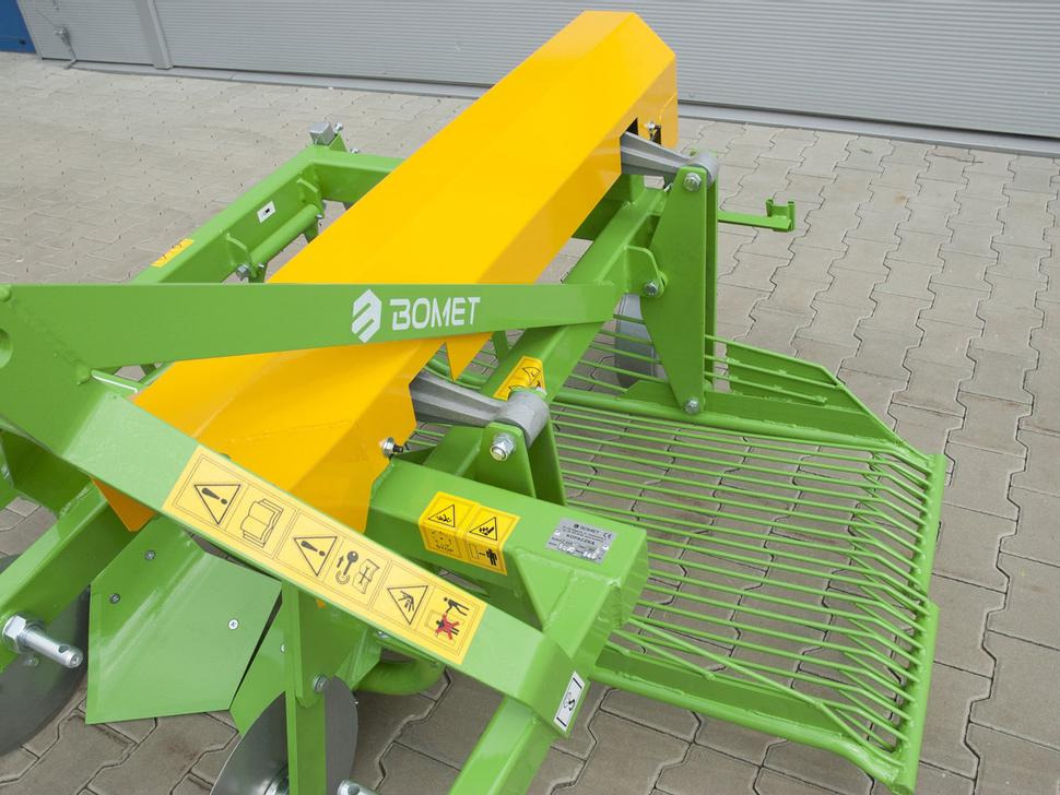 Máy thu hoạch khoai tây mới Bomet Siebkettenroder / Potato digger / Arracheuse de pomme de terre / Scavapatate / Однорядная картофельная копалка / Kopaczka do ziemniaków Ursa Z655: hình 6