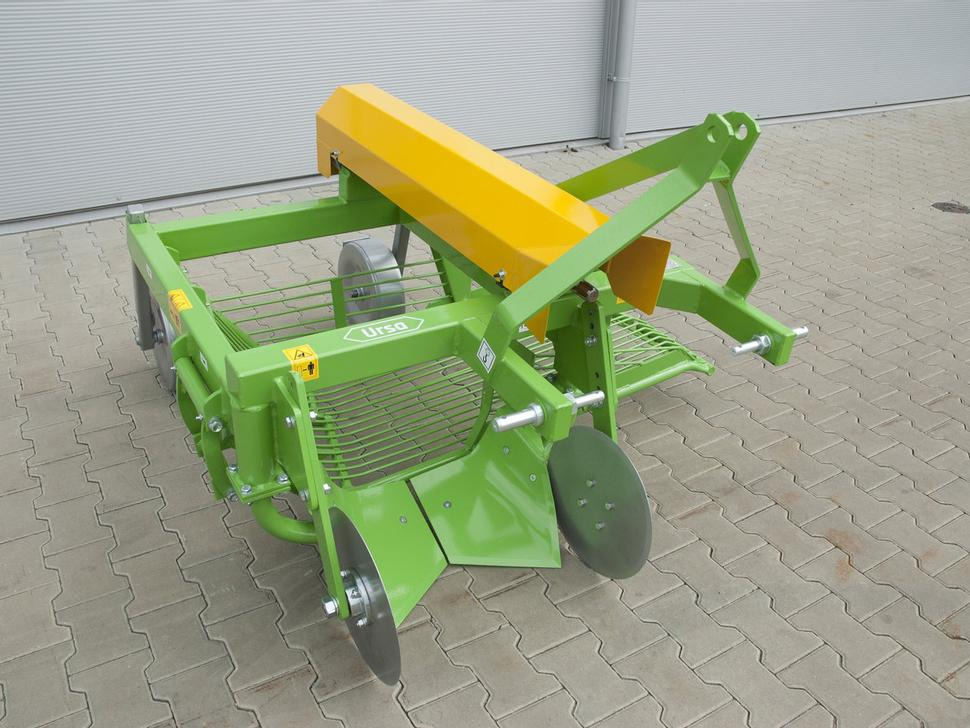 Bomet Siebkettenroder / Potato digger / Arracheuse de pomme de terre / Scavapatate / Однорядная картофельная копалка / Kopaczka do ziemniaków Ursa Z655 - Máy thu hoạch khoai tây: hình 4 Bomet Siebkettenroder / Potato digger / Arracheuse de pomme de terre / Scavapatate / Однорядная картофельная копалка / Kopaczka do ziemniaków Ursa Z655 - Máy thu hoạch khoai tây: hình 4
