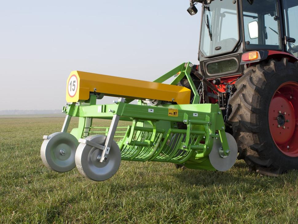 Máy thu hoạch khoai tây mới Bomet Siebkettenroder / Potato digger / Arracheuse de pomme de terre / Scavapatate / Однорядная картофельная копалка / Kopaczka do ziemniaków Ursa Z655: hình 8