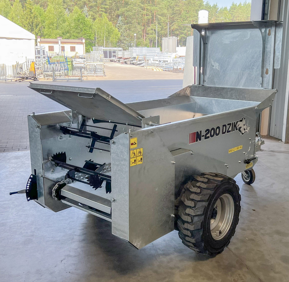 Cynkomet Miststreuer / Manure spreader / Epandeur à fumier N-200 DZIK - Máy rải phân chuồng: hình 4 Cynkomet Miststreuer / Manure spreader / Epandeur à fumier N-200 DZIK - Máy rải phân chuồng: hình 4
