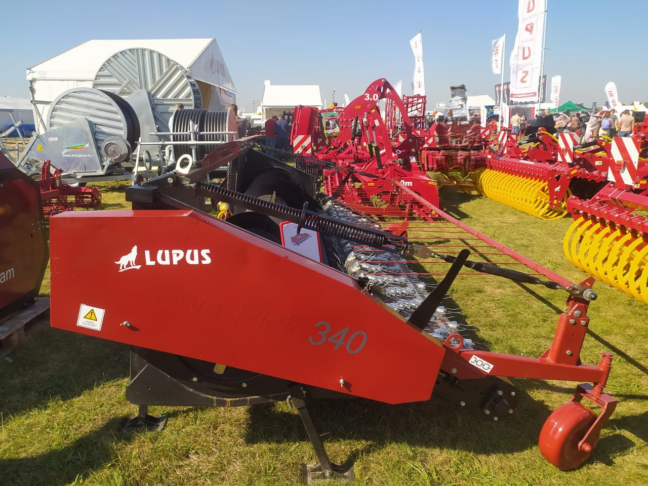 Đính kèm máy gặt mới Lupus Schwadaufnehmer / Pickup header / Ramasseurs d'andains / Recogedor de hileras / Raccoglitore di andane /  Подборщик валков / Podbieracz pokosów 3,4 m: hình 13