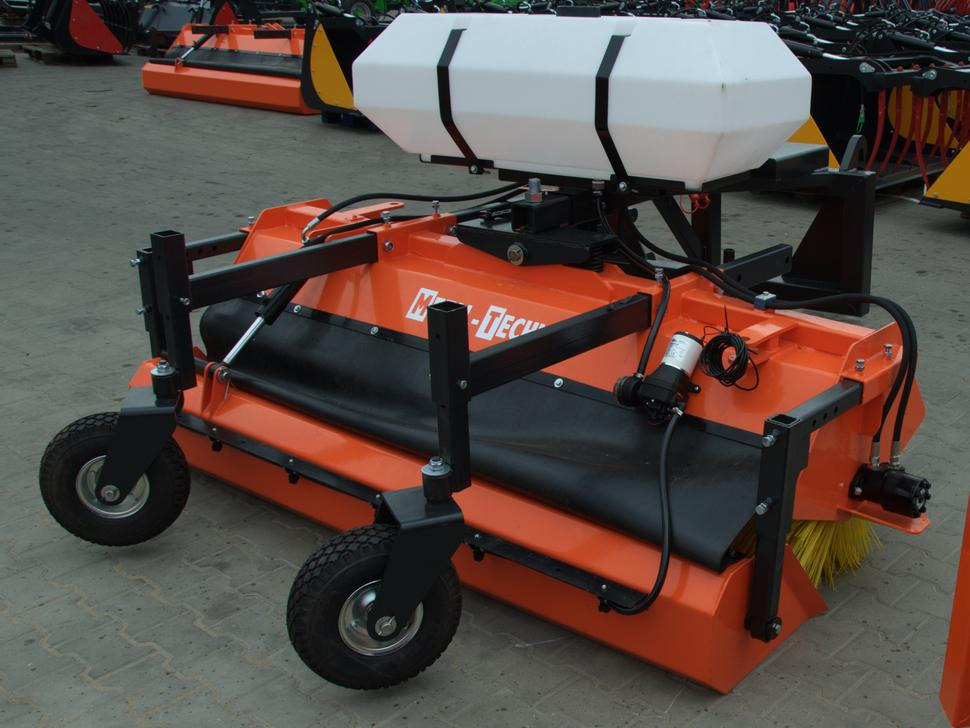 METAL-TECHNIK Kehrmaschine / Sweeper / Balayeuse / Spazzolatrice / Подметательно-уборочная машина / Zamiatarka 2 m - Chổi cho Máy chất hàng trước cho máy cày: hình 3 METAL-TECHNIK Kehrmaschine / Sweeper / Balayeuse / Spazzolatrice / Подметательно-уборочная машина / Zamiatarka 2 m - Chổi cho Máy chất hàng trước cho máy cày: hình 3