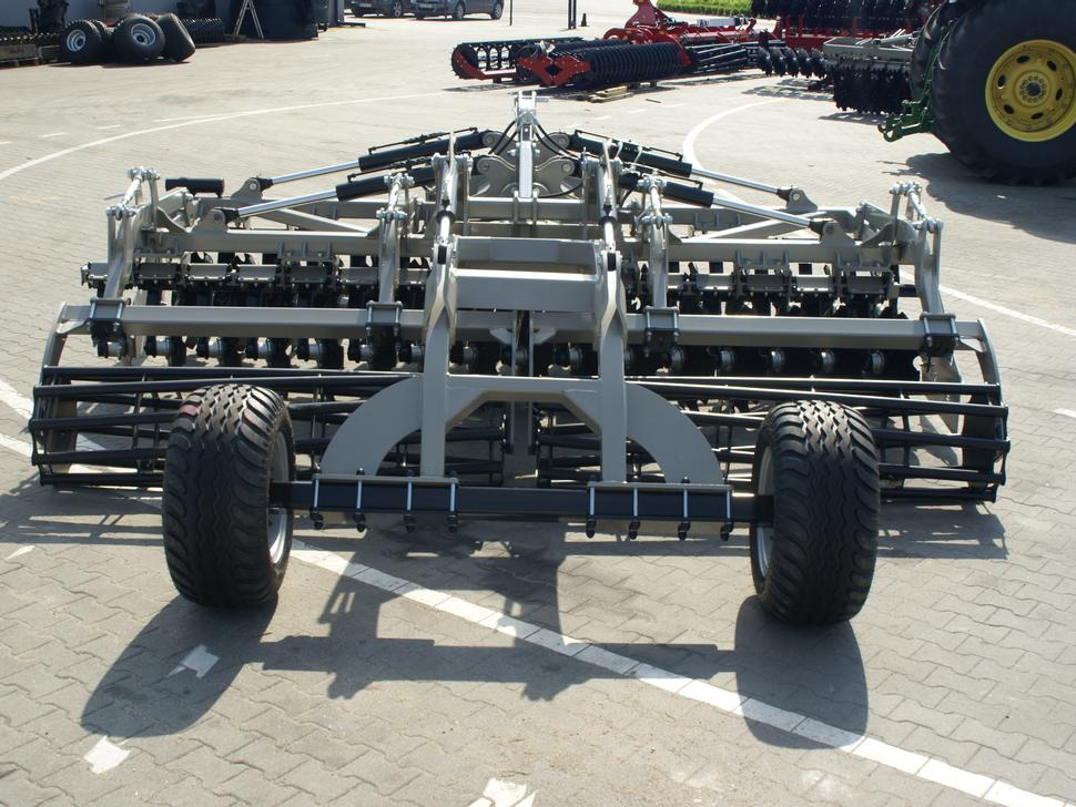 ROLEX Hydraulische Scheibenegge / Hydraulic discs harrow / Dechaumeur à disques / Erpice a dischi / Дисковая гидравлическая борона тип лёгкий с тележкой / Brona talerzowa hydraulicznie składana lekka - Bừa đĩa: hình 5 ROLEX Hydraulische Scheibenegge / Hydraulic discs harrow / Dechaumeur à disques / Erpice a dischi / Дисковая гидравлическая борона тип лёгкий с тележкой / Brona talerzowa hydraulicznie składana lekka - Bừa đĩa: hình 5
