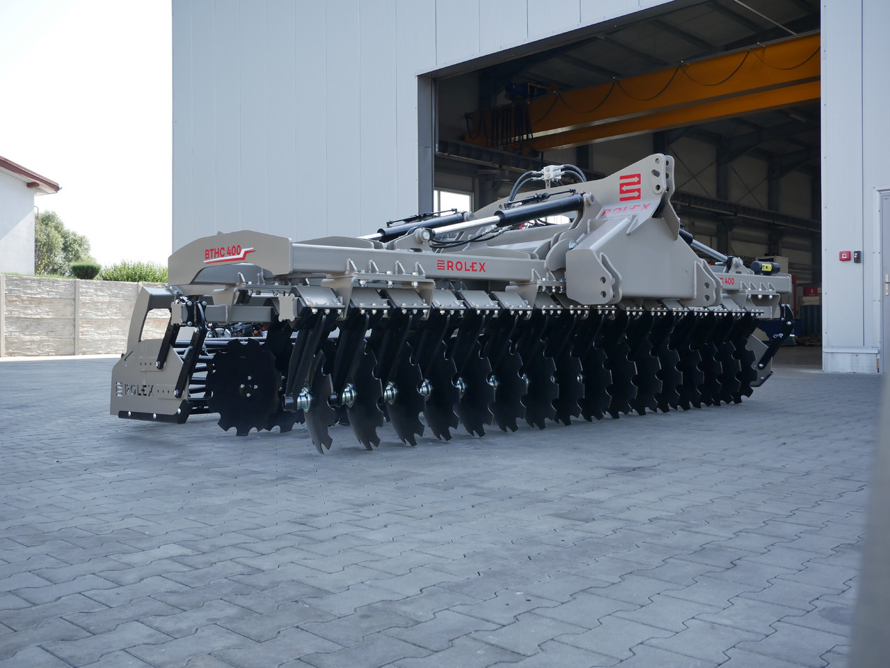 ROLEX Hydraulische Scheibenegge / Hydraulic discs harrow / Dechaumeur à disques / Erpice a dischi / Гидравлическая дисковая борона тяжёлая / Brona talerzowa hydraulicznie składana ciężka 4 m - Bừa đĩa: hình 1 ROLEX Hydraulische Scheibenegge / Hydraulic discs harrow / Dechaumeur à disques / Erpice a dischi / Гидравлическая дисковая борона тяжёлая / Brona talerzowa hydraulicznie składana ciężka 4 m - Bừa đĩa: hình 1