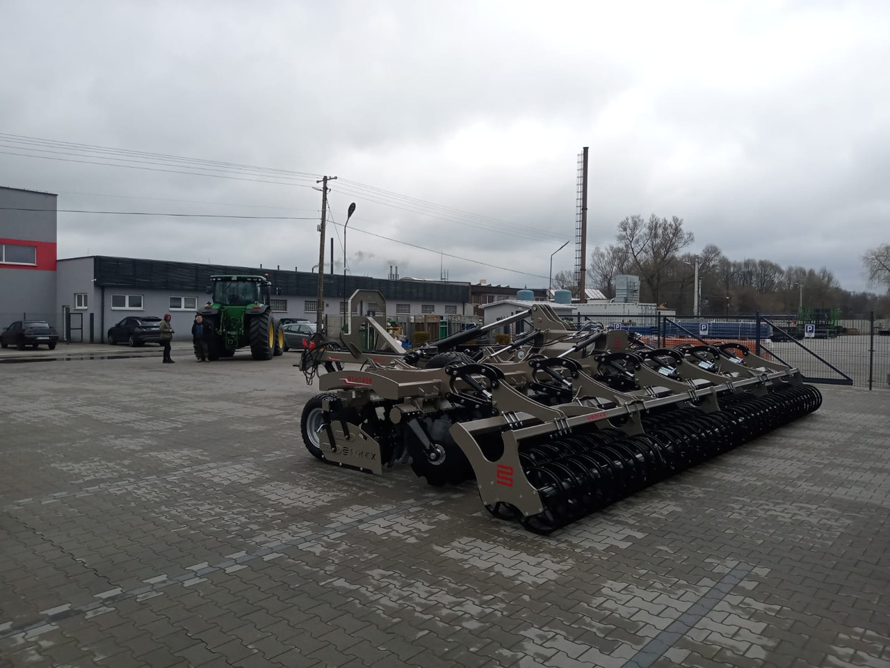 Bừa đĩa mới ROLEX Scheibenegge / Disc harrow / Dechaumeur à disques / Erpice a dischi / Grada de discos /Дисковая борона / Brona talerzowa 8 m: hình 30 Bừa đĩa mới ROLEX Scheibenegge / Disc harrow / Dechaumeur à disques / Erpice a dischi / Grada de discos /Дисковая борона / Brona talerzowa 8 m: hình 30