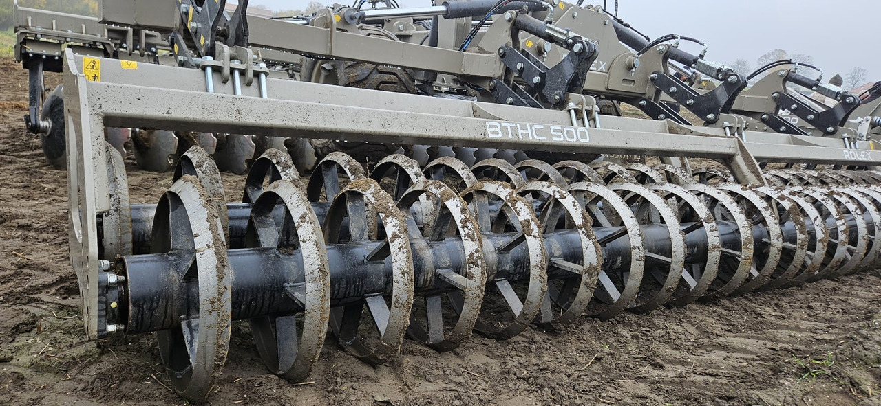 ROLEX Scheibenegge / Hydraulic discs harrow / Dechaumeur à disques / Erpice a dischi / Grada de discos / Дисковая борона / Brona talerzowa 5 m - Bừa đĩa: hình 3 ROLEX Scheibenegge / Hydraulic discs harrow / Dechaumeur à disques / Erpice a dischi / Grada de discos / Дисковая борона / Brona talerzowa 5 m - Bừa đĩa: hình 3
