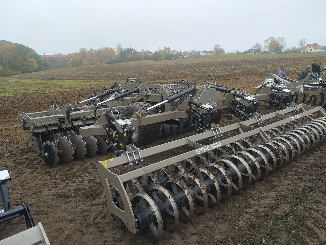 ROLEX Scheibenegge / Hydraulic discs harrow / Dechaumeur à disques / Erpice a dischi / Grada de discos / Дисковая борона / Brona talerzowa 5 m - Bừa đĩa: hình 1 ROLEX Scheibenegge / Hydraulic discs harrow / Dechaumeur à disques / Erpice a dischi / Grada de discos / Дисковая борона / Brona talerzowa 5 m - Bừa đĩa: hình 1