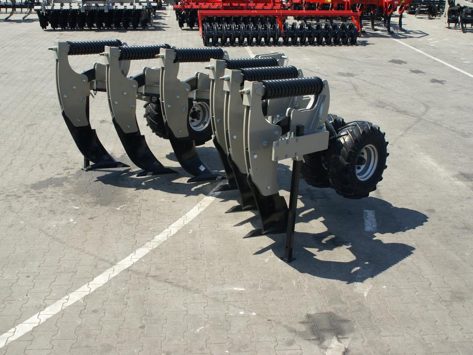 Máy cày sâu mới ROLEX Tiefenlockerer / Subsoiler / Décompacteur / Dissodatori / Subsolador / Глубокорыхлитель / Głębosz typ V 3 m: hình 12