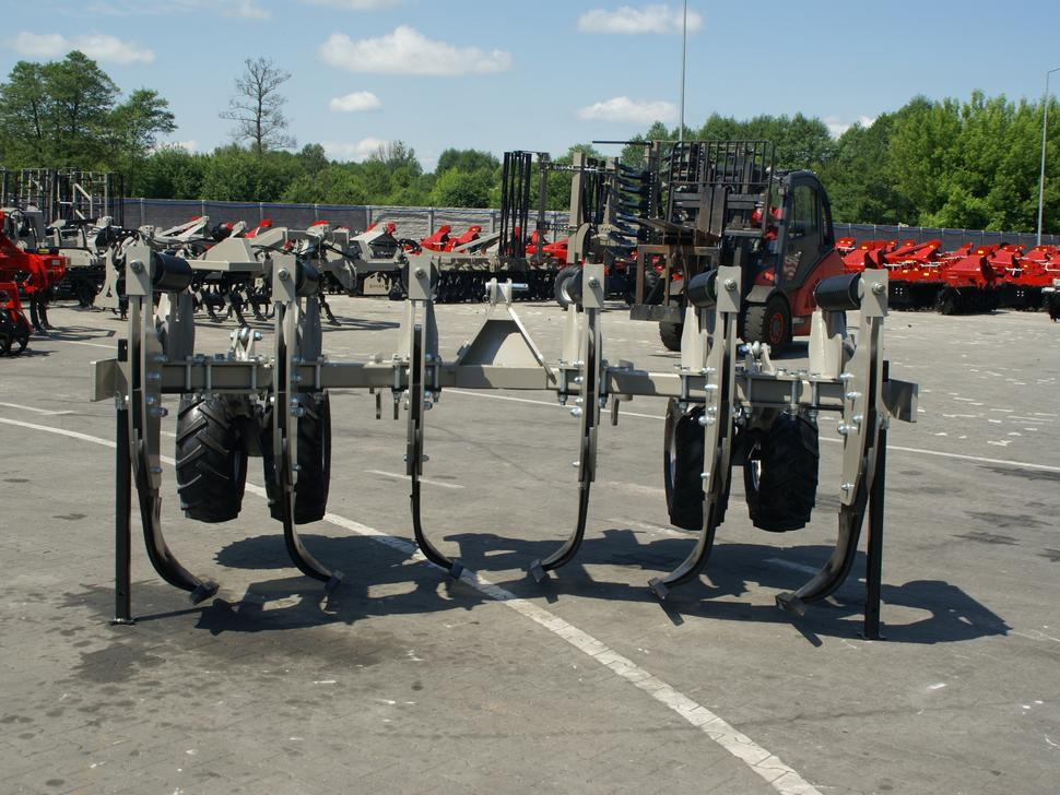 Máy cày sâu mới ROLEX Tiefenlockerer / Subsoiler / Décompacteur / Dissodatori / Subsolador / Глубокорыхлитель / Głębosz typ V 3 m: hình 14