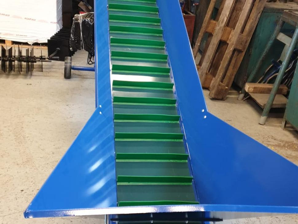 ROLMET Förderband / Belt conveyor / Convoyeur à tapis / Przenośnik taśmowy / Trasportatore a nastro / Конвейер ленточный / Przenośnik taśmowy PT - 1/3R - Băng chuyền: hình 3 ROLMET Förderband / Belt conveyor / Convoyeur à tapis / Przenośnik taśmowy / Trasportatore a nastro / Конвейер ленточный / Przenośnik taśmowy PT - 1/3R - Băng chuyền: hình 3