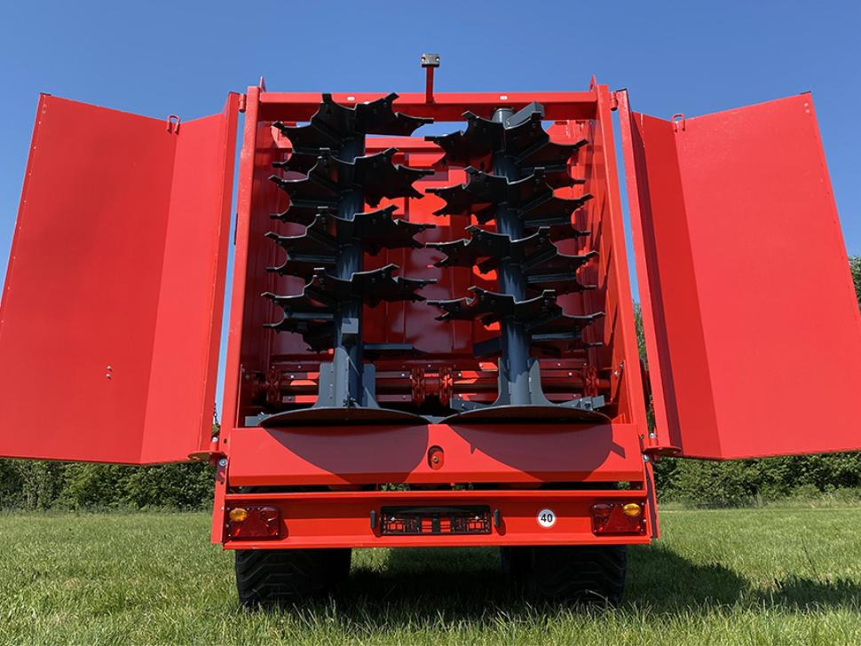 Máy rải phân chuồng mới Roltrans Miststreuer / Manure spreader / Epandeur à fumier / Spandiletame / Разбрасыватель органических удобрений / Rozrzutnik obornika N205S/6 BIZON 14 t: hình 6 Máy rải phân chuồng mới Roltrans Miststreuer / Manure spreader / Epandeur à fumier / Spandiletame / Разбрасыватель органических удобрений / Rozrzutnik obornika N205S/6 BIZON 14 t: hình 6