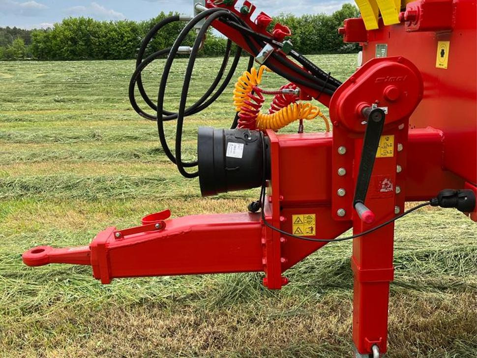 Máy rải phân chuồng mới Roltrans Miststreuer / Manure spreader / Epandeur à fumier / Spandiletame / Разбрасыватель органических удобрений / Rozrzutnik obornika N205S/6 BIZON 14 t: hình 30 Máy rải phân chuồng mới Roltrans Miststreuer / Manure spreader / Epandeur à fumier / Spandiletame / Разбрасыватель органических удобрений / Rozrzutnik obornika N205S/6 BIZON 14 t: hình 30