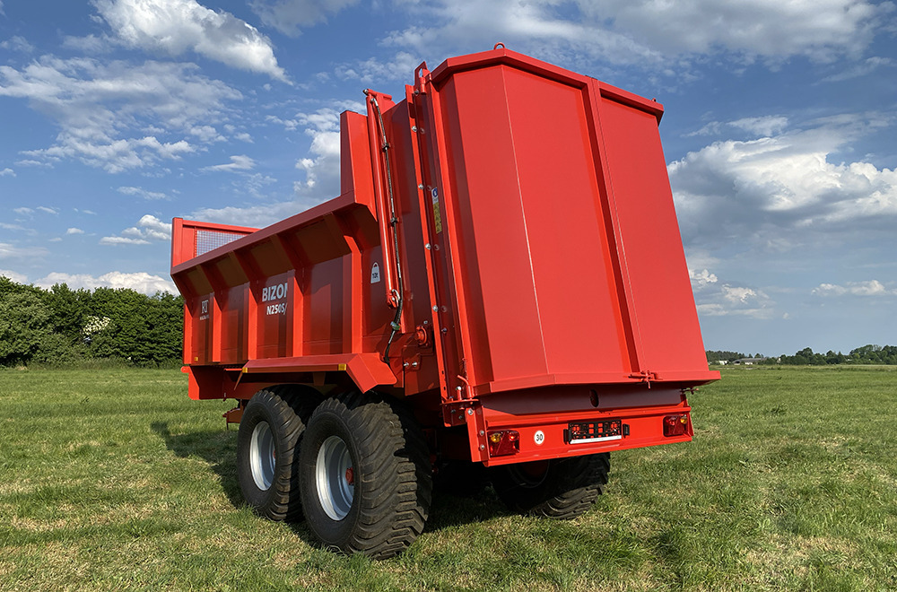 Roltrans Miststreuer / Manure spreader / Epandeur à fumier / Spandiletame / Разбрасыватель органических удобрений / Rozrzutnik obornika N250S/5 10 t - Máy rải phân chuồng: hình 5 Roltrans Miststreuer / Manure spreader / Epandeur à fumier / Spandiletame / Разбрасыватель органических удобрений / Rozrzutnik obornika N250S/5 10 t - Máy rải phân chuồng: hình 5