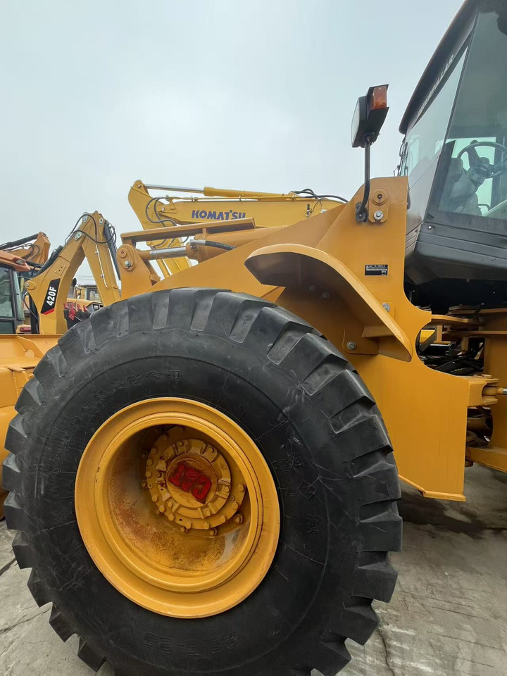 CATERPILLAR 966H - Máy xúc lật bánh lốp: hình 3 CATERPILLAR 966H - Máy xúc lật bánh lốp: hình 3