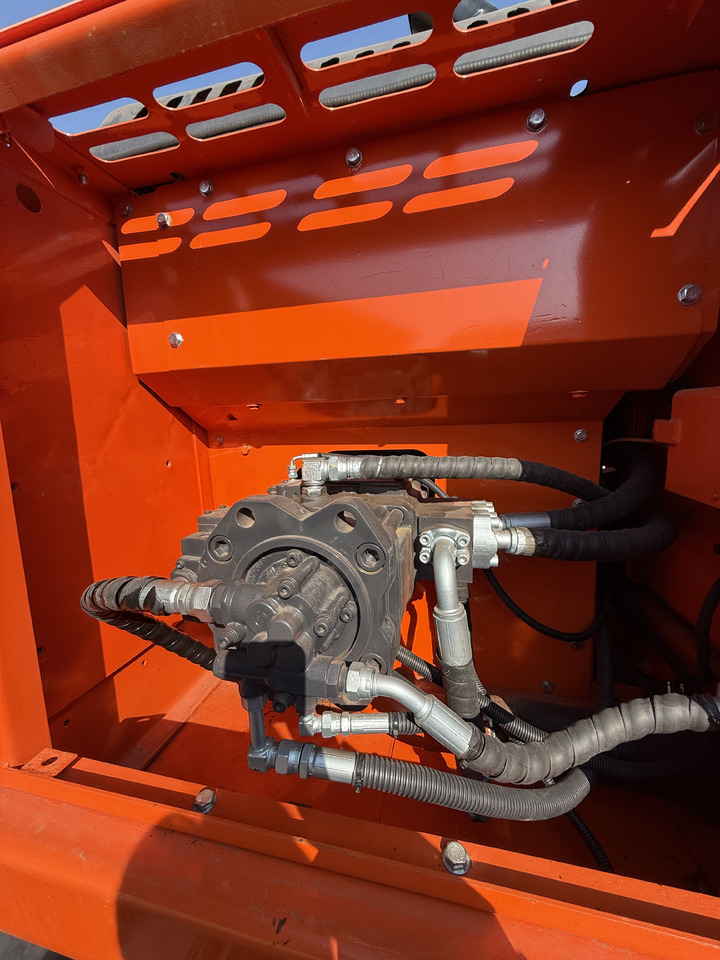 DOOSAN Doosan 225 - Máy xúc mini: hình 4 DOOSAN Doosan 225 - Máy xúc mini: hình 4