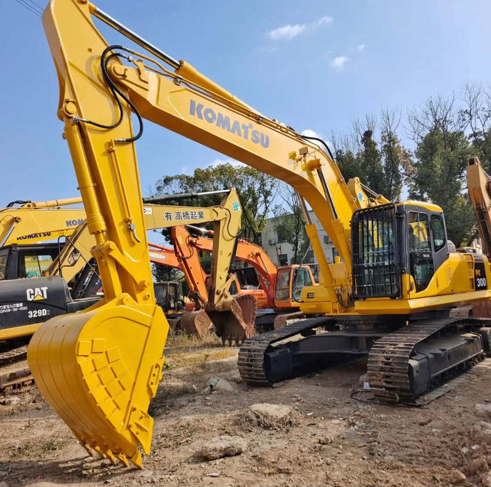 KOMATSU PC300-7 - Máy xúc bánh xích: hình 1 KOMATSU PC300-7 - Máy xúc bánh xích: hình 1