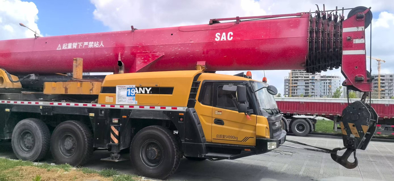 SANY SAC2000E 200tons - Cần cẩu mọi địa hình: hình 4 SANY SAC2000E 200tons - Cần cẩu mọi địa hình: hình 4