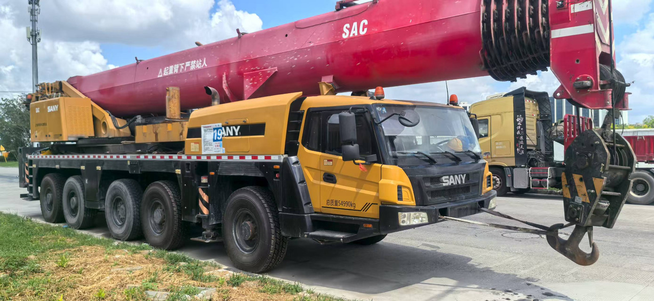 SANY SAC2000E 200tons - Cần cẩu mọi địa hình: hình 1 SANY SAC2000E 200tons - Cần cẩu mọi địa hình: hình 1