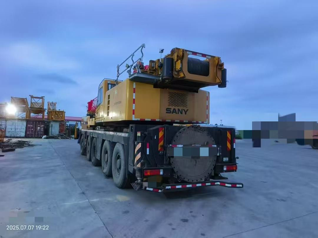 SANY SANY SANY - Cần cẩu mọi địa hình: hình 5 SANY SANY SANY - Cần cẩu mọi địa hình: hình 5