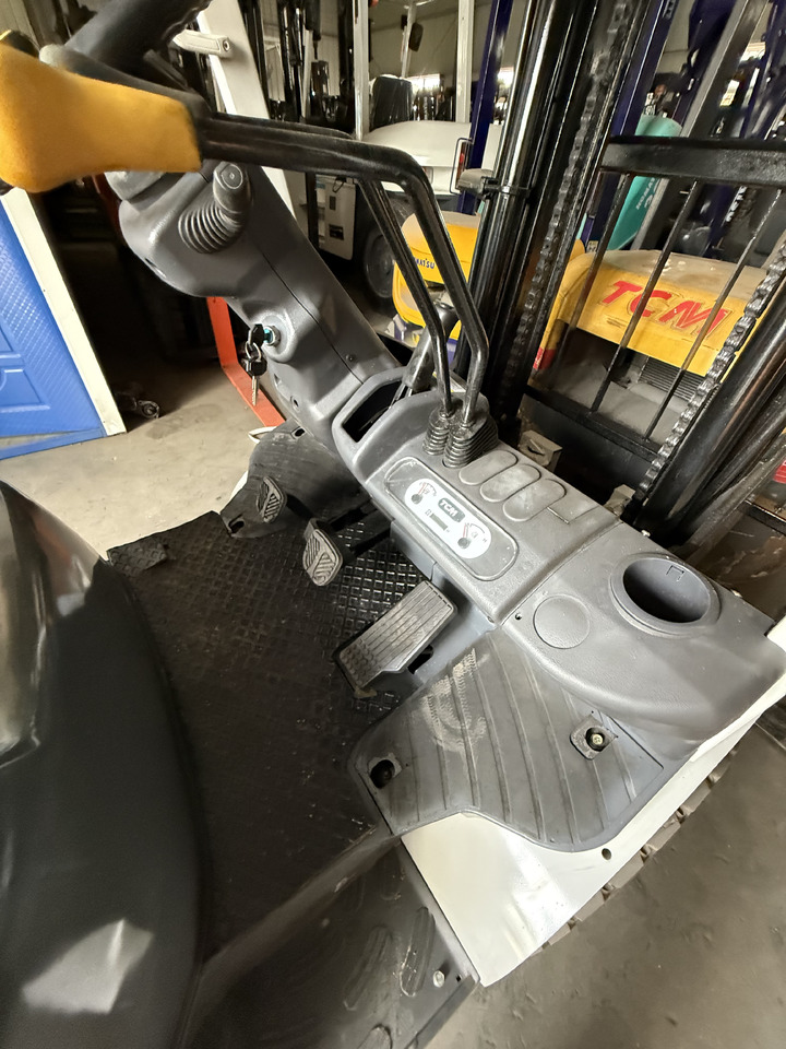 TCM FD30T3C - Xe nâng: hình 5 TCM FD30T3C - Xe nâng: hình 5