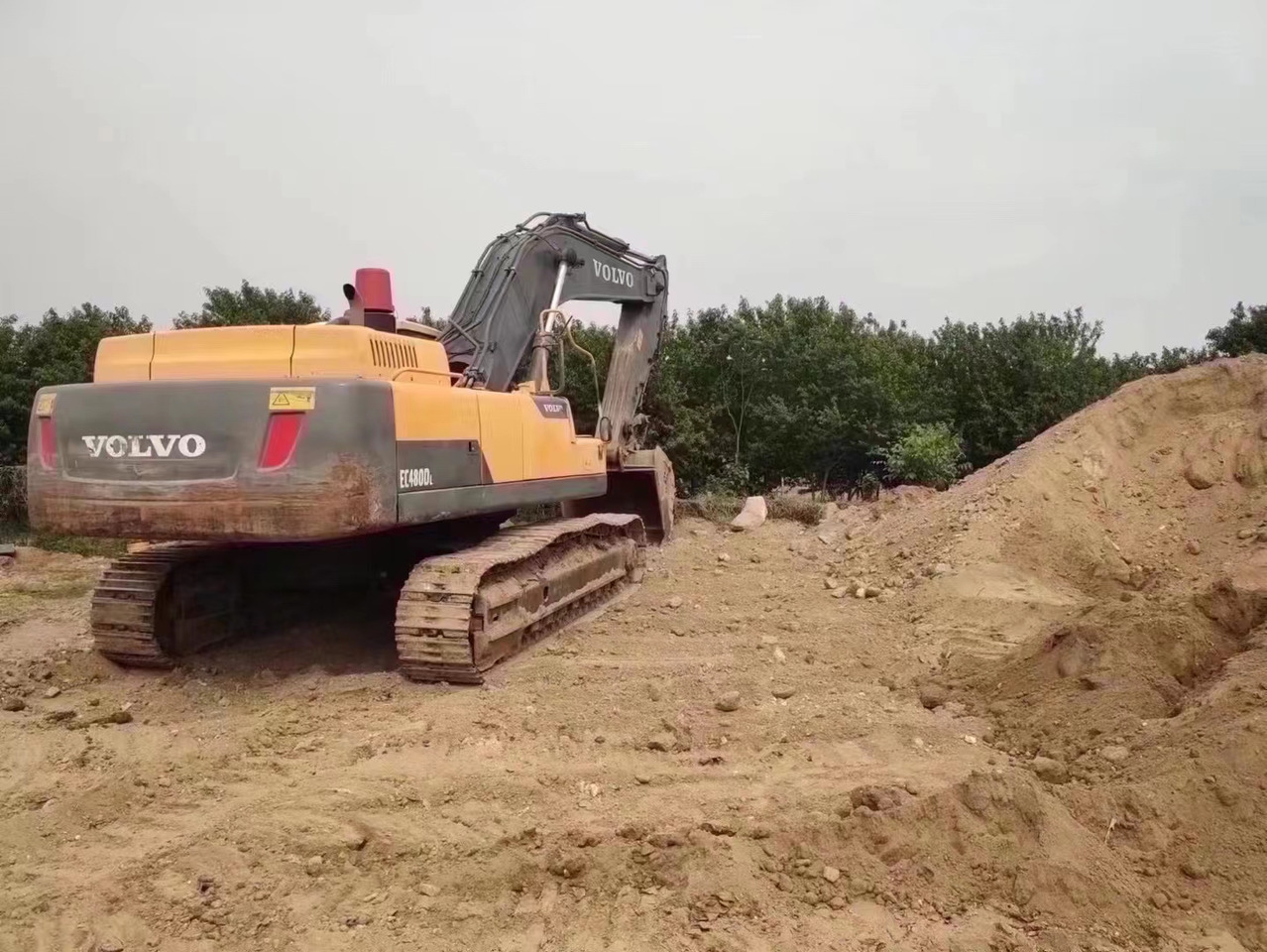 VOLVO EC480 - Máy xúc bánh xích: hình 2 VOLVO EC480 - Máy xúc bánh xích: hình 2