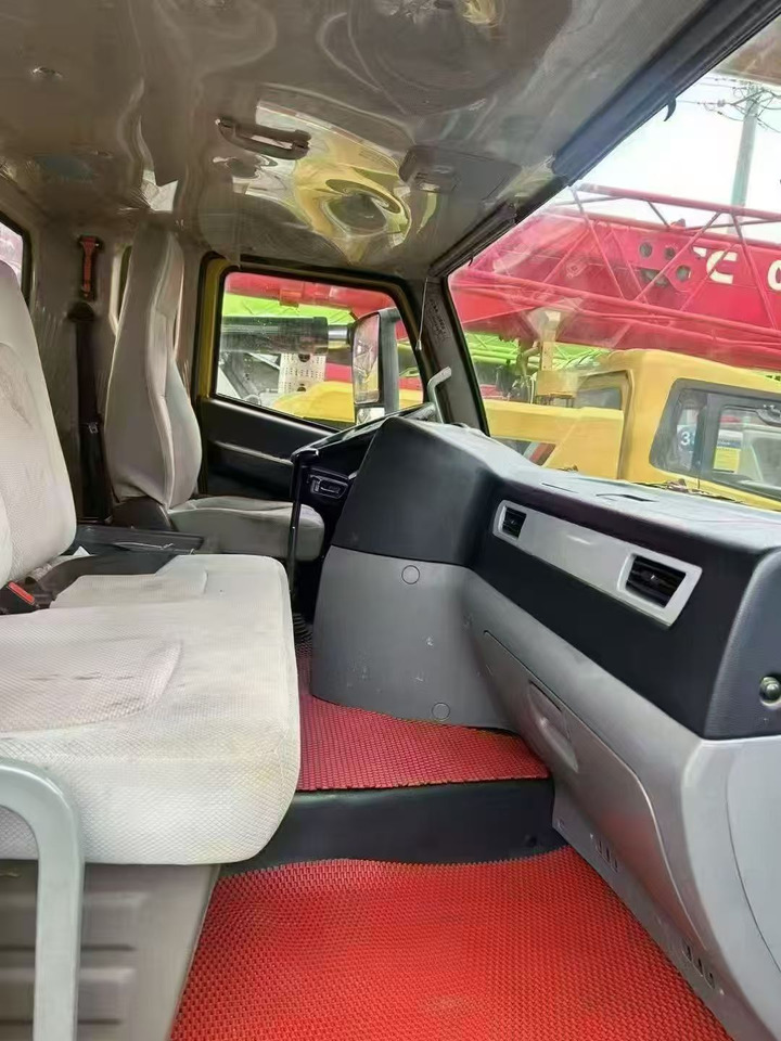 XCMG QY55KC - Cẩu bánh lốp: hình 4 XCMG QY55KC - Cẩu bánh lốp: hình 4